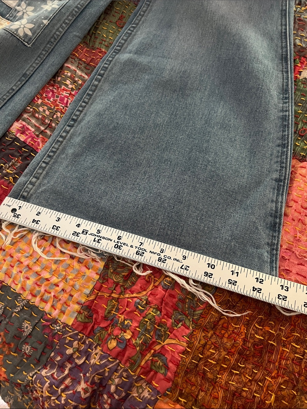 Wrangler women’s flared patchwork Jeans in Washed Blue - Picture 7 of 16